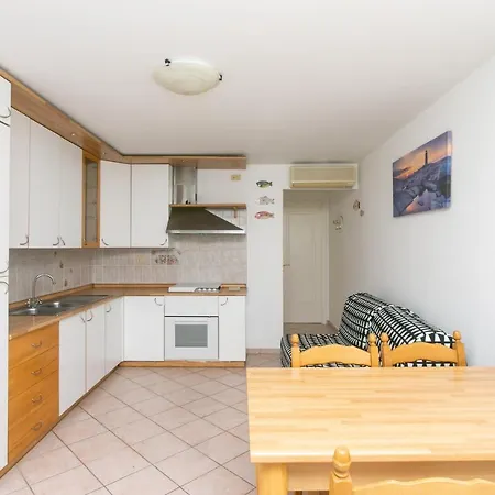 N033 - Numana, Bilocale Con Meraviglioso Terrazzo Sul Mare * Numana