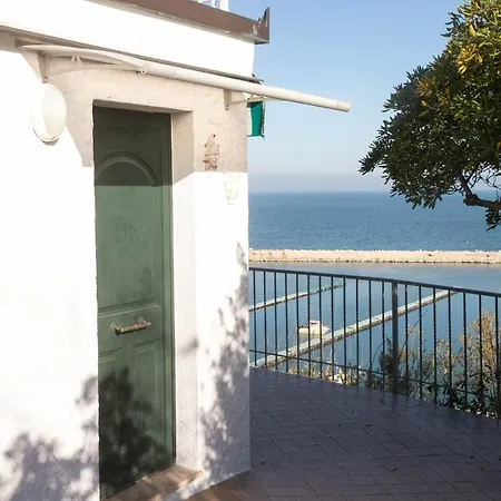 N033 - Numana, Bilocale Con Meraviglioso Terrazzo Sul Mare Numana